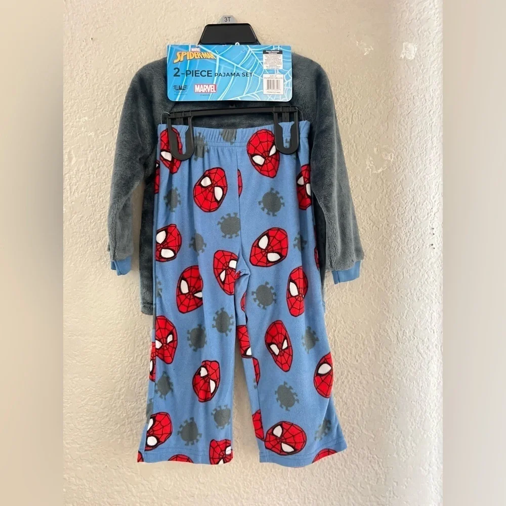 Spiderman kids size 2TPJs super soft and cozzy